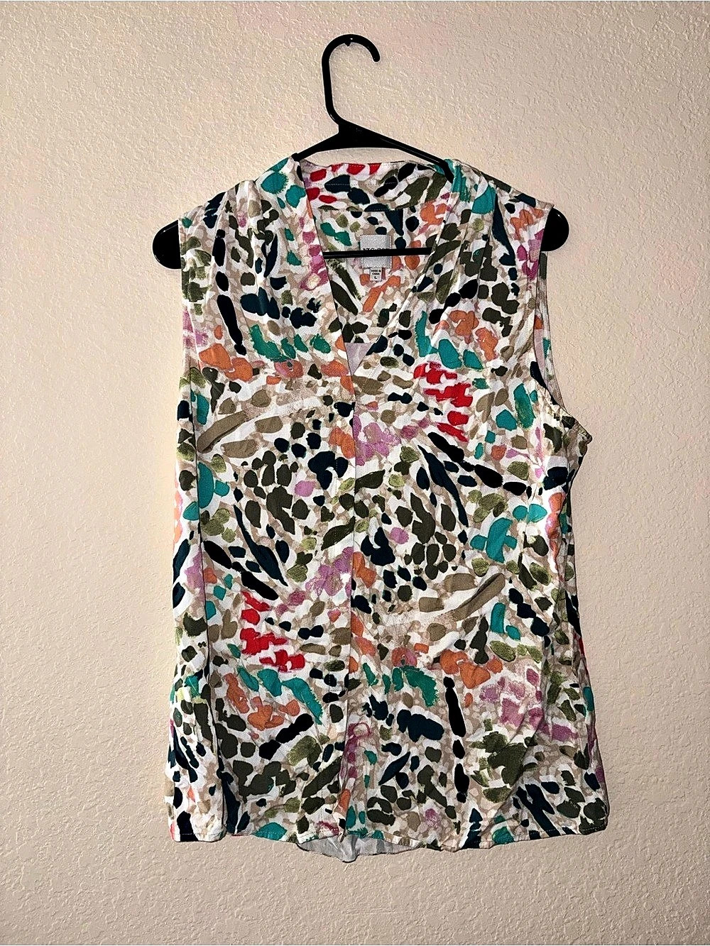 Nic + ZOE Abstract Sleeveless Blouse in Multicolor